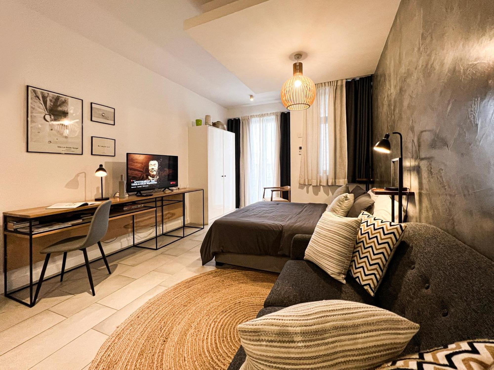 Avya'S Studio 113 At Ebene Square, Ebene Quatre Bornes Luaran gambar