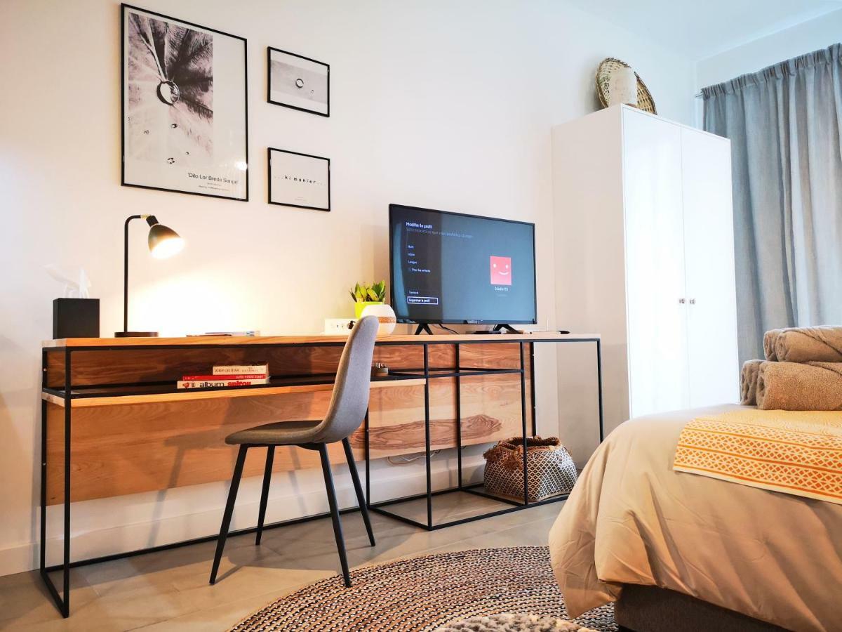 Avya'S Studio 113 At Ebene Square, Ebene Quatre Bornes Luaran gambar